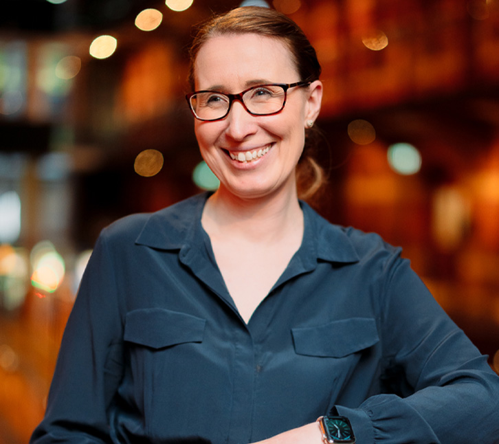Dr Sandra Cuthbert